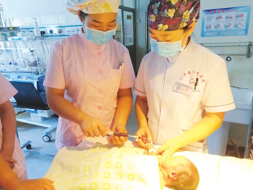 甘洛县妇婴监护型护送